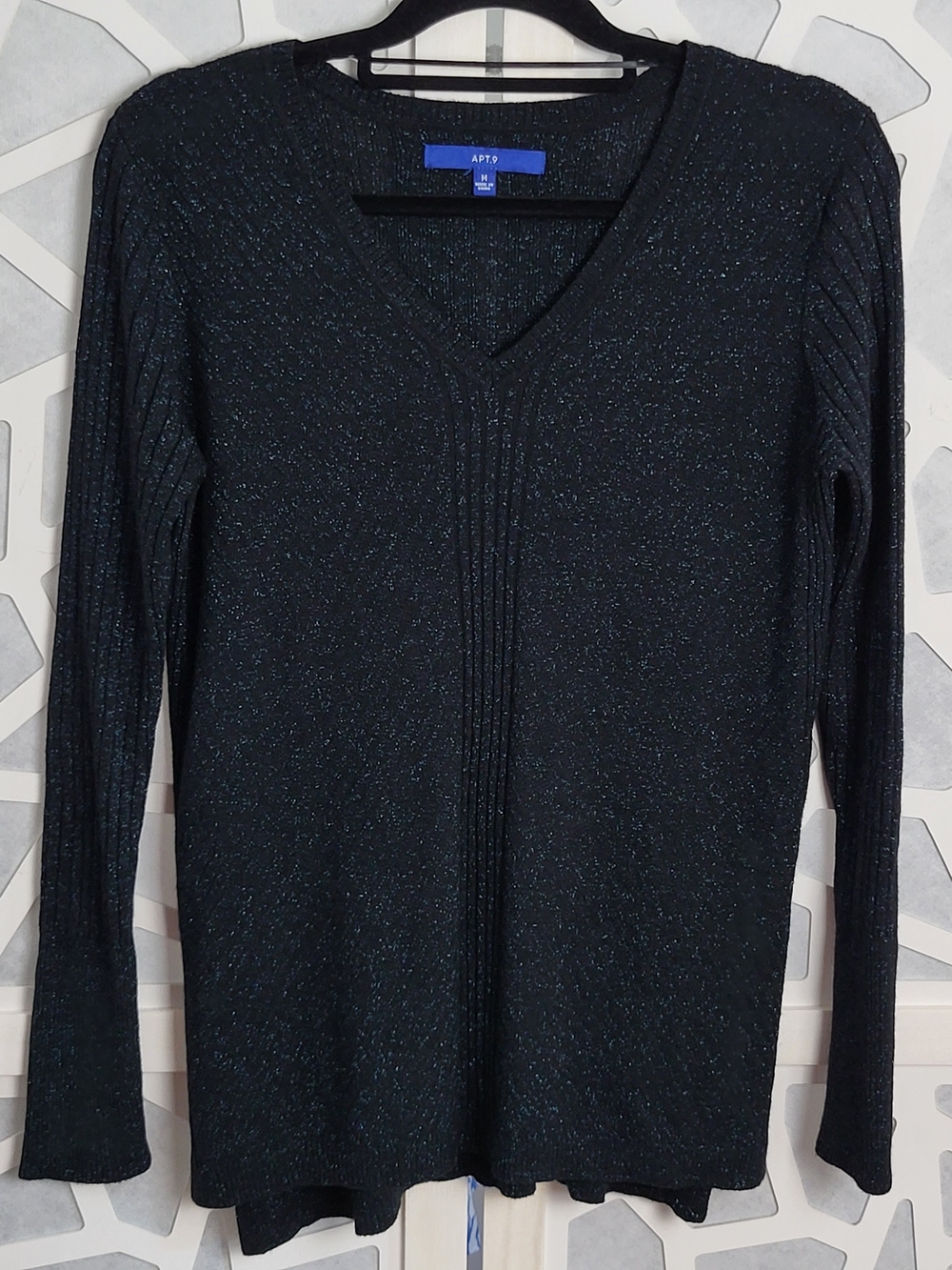 Apt. 9 Sparkle V-Neck Long Sleeve Top - Black with Subtle Metallic